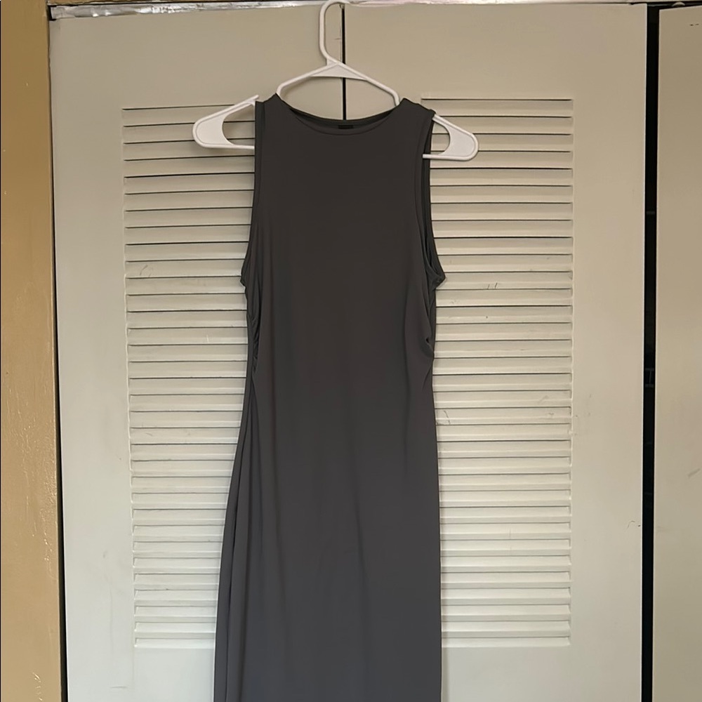 Elegant Gray Sleeveless Dress